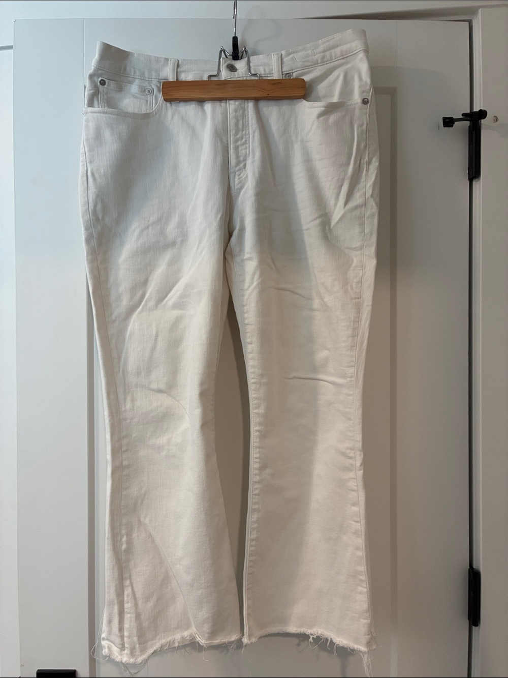 Madewell Women’s White Straight-Leg Chinos